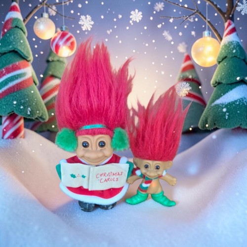 Vintage christmas caroler - vintage,